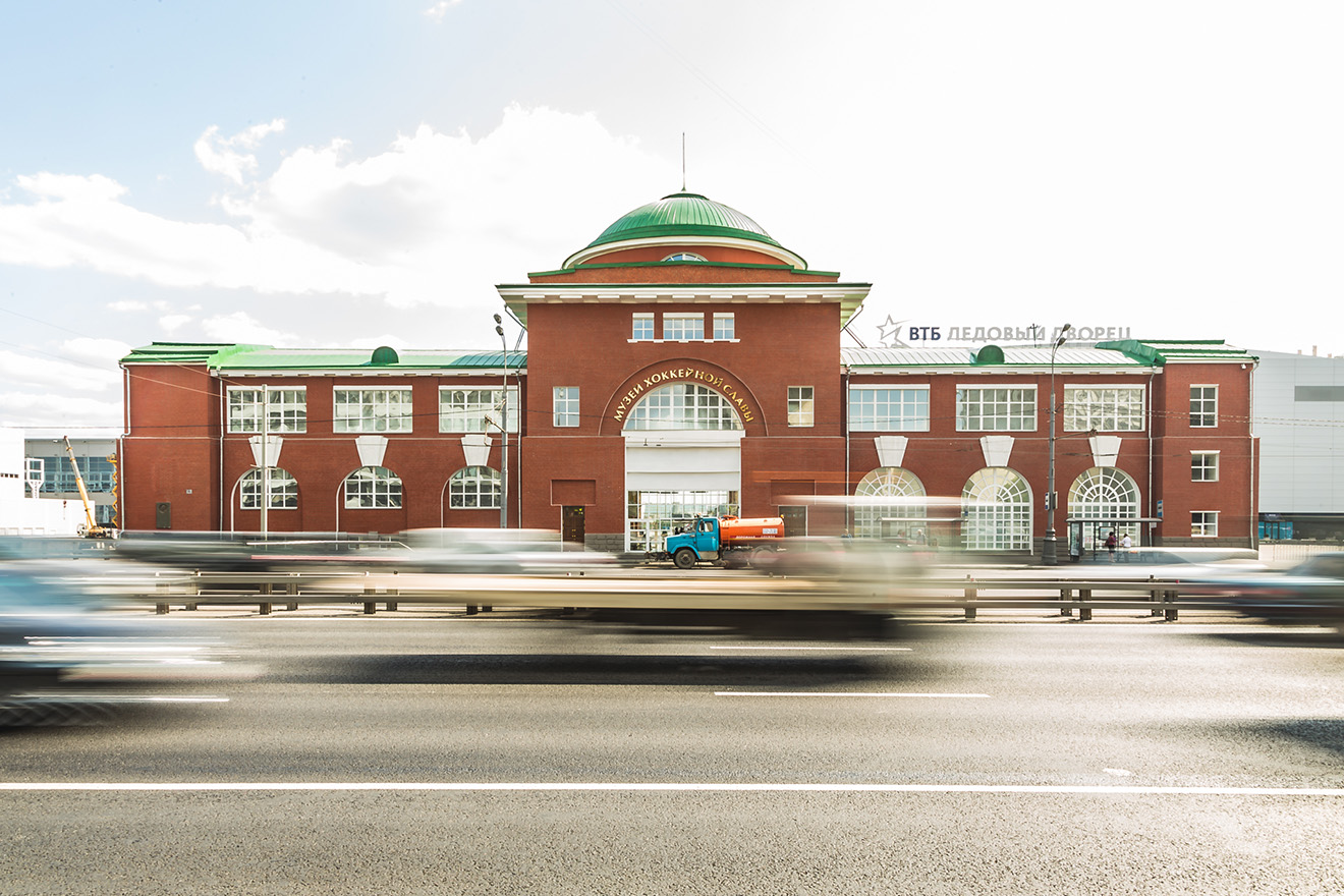 Галерея