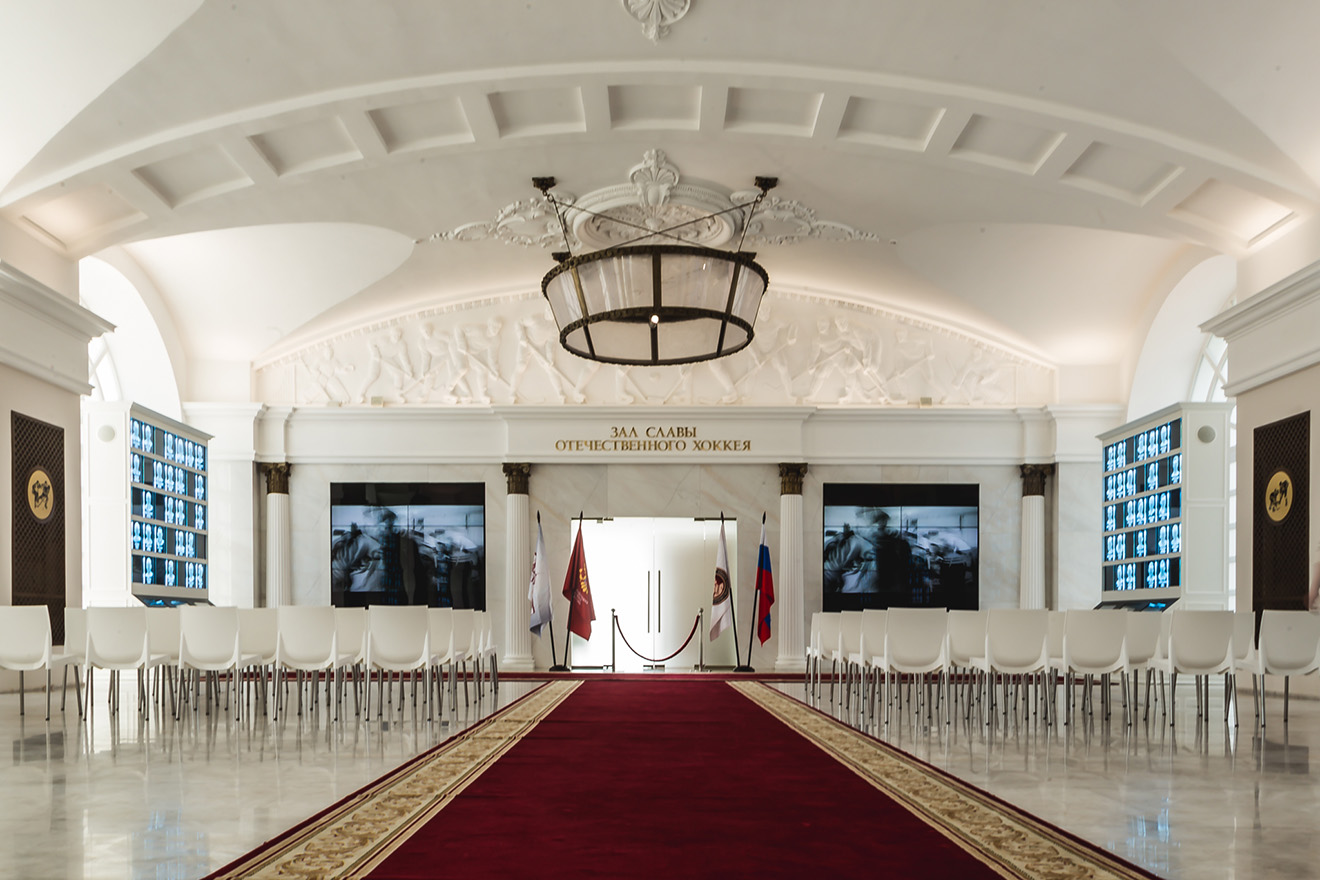 Галерея